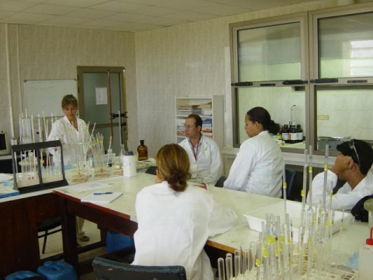 Η Κούβα δημιούργησε 4 εμβόλια κατά του καρκίνου: ένα μάθημα για τις φαρμακευτικές που δεν είπαν όμως τα ΜΜΕ