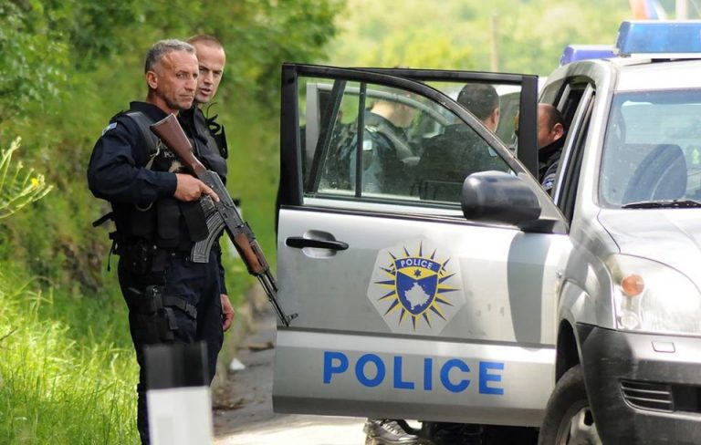 ΕΚΤΑΚΤΟ ΡΩΣΟΣ ΔΙΠΛΩΜΑΤΗΣ ΣΟΒΑΡΑ ΤΡΑΥΜΑΤΙΣΜΕΝΟΣ ΣΤΟ ΚΟΣΟΒΟ ΑΠΟ ΤΗΣ ΕΙΔΙΚΕΣ ΔΥΝΆΜΕΙΣ ΤΟΥ ΚΟΣΟΒΟΥ