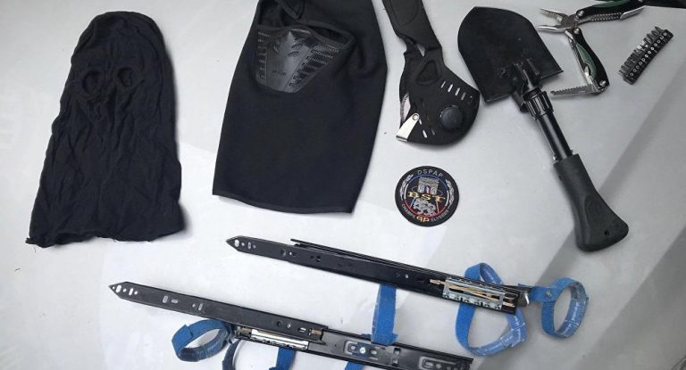 Assassin’s Creed: Συνελήφθη άτομο που περπατούσε φορώντας κρυμμένες λεπίδες