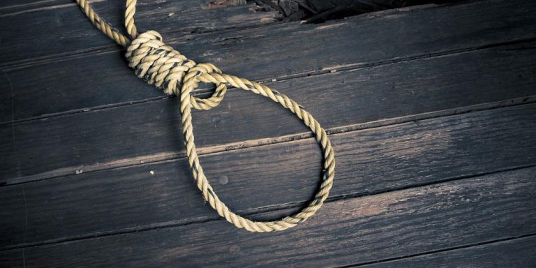 Οι απωλειες του οικονομικου πολεμου ειναι καθημερινες και ασταματητες – Σοκ στην Κρήτη: Βρέθηκε απαγχονισμένος άνδρας στο Ελαφονήσι