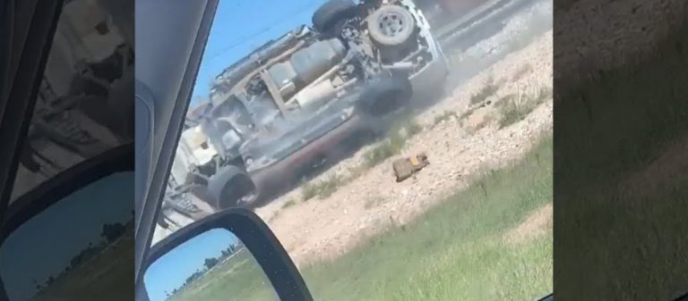 Βίντεο: Σοκαριστική σύγκρουση τρένου με περιπολικό – Ο αστυνομικός προσπαθούσε να σώσει μωρό