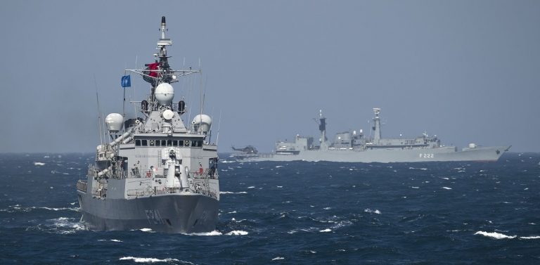 ΕΚΤΑΚΤΟ: «Πολεμικό» κλίμα στην Κυπριακή ΑΟΖ – 10 πλοία έστειλε η Τουρκία για τον «Πορθητή» – Σε ετοιμότητα & υποβρύχια