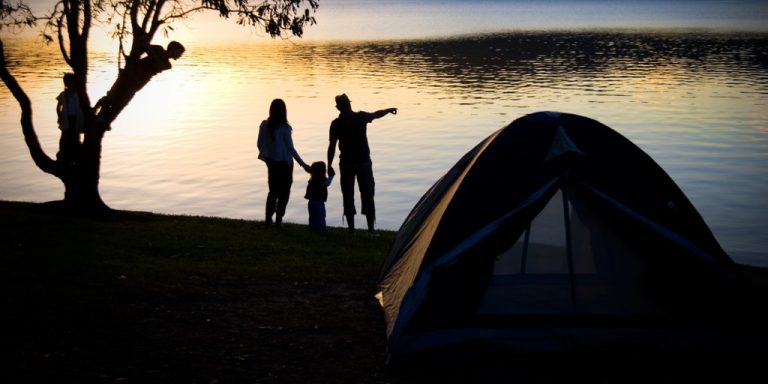 ΥΠΟΣΤΡΩΜΑ ΓΙΑ ΚΑΜΠΙΝΓΚ ΚΑΛΟΚΑΙΡΙ ΚΑΙ ΧΕΙΜΩΝΑ