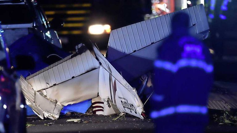 ΝΈΑ ΖΗΛΑΝΔΊΑ: ΣΎΓΚΡΟΥΣΗ ΑΕΡΟΠΛΆΝΩΝ ΣΤΟΝ ΑΈΡΑ, ΝΕΚΡΟΊ ΟΙ ΠΙΛΌΤΟΙ