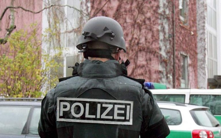 Γερμανία: Στο εδώλιο ζευγάρι τζιχαντιστών που σχεδίαζε επίθεση με «βιολογική βόμβα»