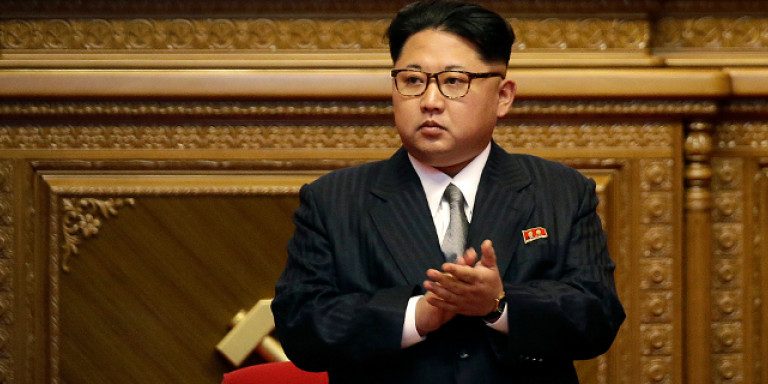 «Ο Κιμ Γιονγκ Ουν εκτέλεσε στρατηγό πετώντας τον σε δεξαμενή με πιράνχας»