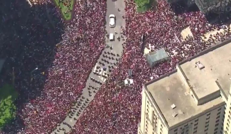 Τορόντο: Πυροβολισμοί στους πανηγυρισμούς για τους Ράπτορς – Η στιγμή του πανικού