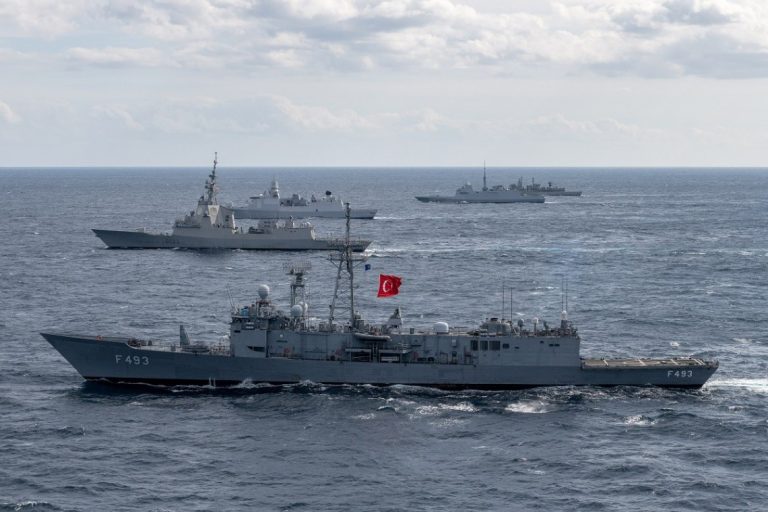 Θέλουμε Χάγη; Θα θέσουν και την αποστρατιωτικοποίηση των νησιών;