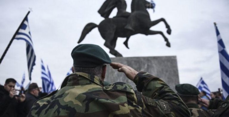 Κ Αποστολάκη . Για μας είναι ηδονή να κερδίζουμε μάχες σ’ έναν πόλεμο χαμένο . Ξέρεις γιατί ;