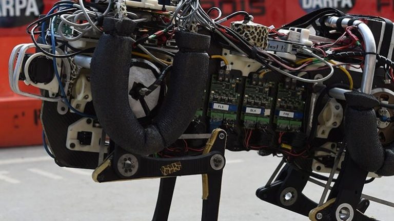 Οι ΗΠΑ στοχεύουν σε οπλικά συστήματα που θα ελέγχονται από τον νου των στρατιωτών