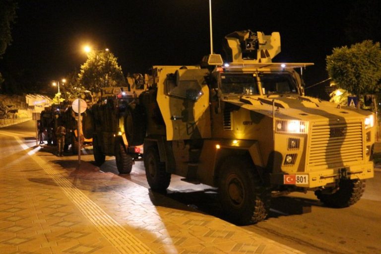 Ρ.Τ.Ερντογάν: «Εναρξη της μεγαλύτερης επιχείρησης στην ιστορία της Τουρκίας – 80.000 στρατιώτες μπαίνουν Συρία»