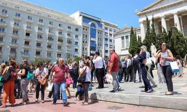 Σεισμός Αθήνα: 20.000 κλήσεις το δευτερόλεπτο μέσω κινητών