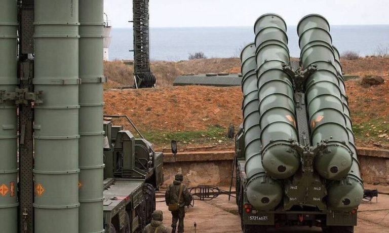 Είναι επίσημο: Στην Τουρκία οι S-400 – Τώρα αρχίζει ο «πόλεμος» με τις ΗΠΑ