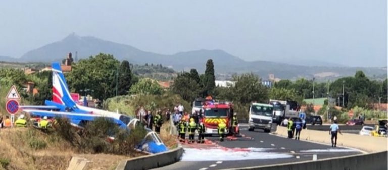 Γαλλία: Μικρό αεροσκάφος περιπολίας συνετρίβη στο αεροδρόμιο του Περπινιάν
