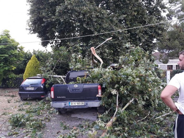 Θέλω να σκεφθείς πόσο εξαρτημένοι και αδύναμοι είμαστε …