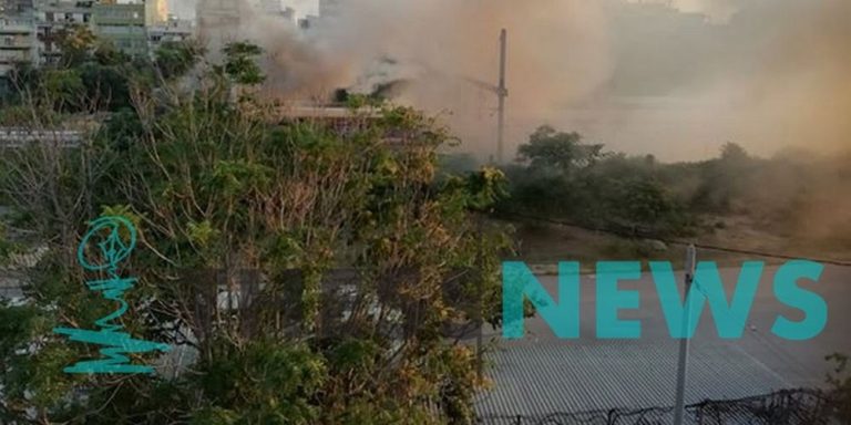 Φωτιά σε βαγόνι του ΟΣΕ έξω από το Σιδηροδρομικό Σταθμό στην Θεσσαλονίκη