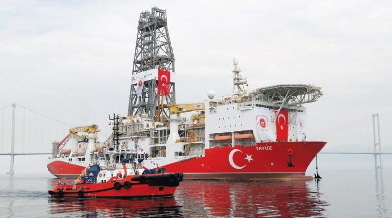 Γιαβούζ: «Χάνει» δύο από τα τρία πλοία υποστήριξης για τις γεωτρήσεις