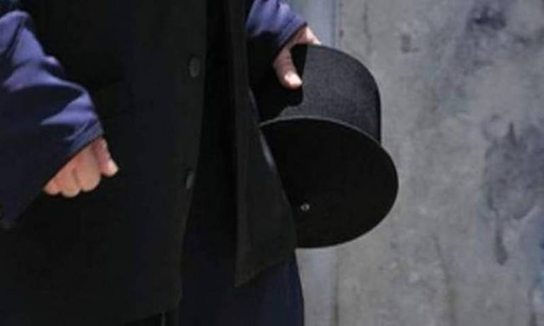 Σοκ! Παπάς κρεμάστηκε σε αποθήκη – Τον ανακάλυψε ο γιος του!