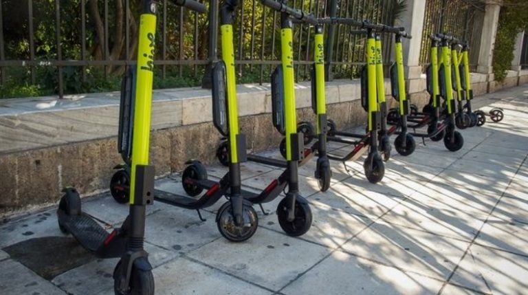 Θεσσαλονίκη: 4χρονη παρασύρθηκε από ηλεκτρικό πατίνι τουρίστα