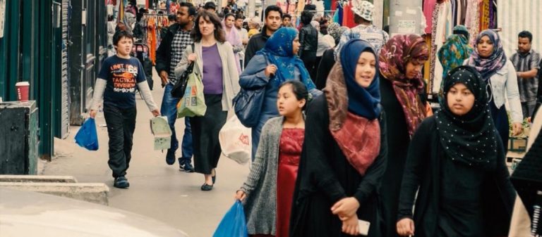 Η Ευρώπη ισλαμοποιείται με γοργούς ρυθμούς: Βιβλία τζιχαντιστών για παιδιά – Παρατηρήσεις για το ύψος της φούστας