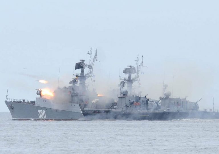 Η αρχή στα Στενά… Η παγκόσμια σύρραξη που ετοιμάζεται