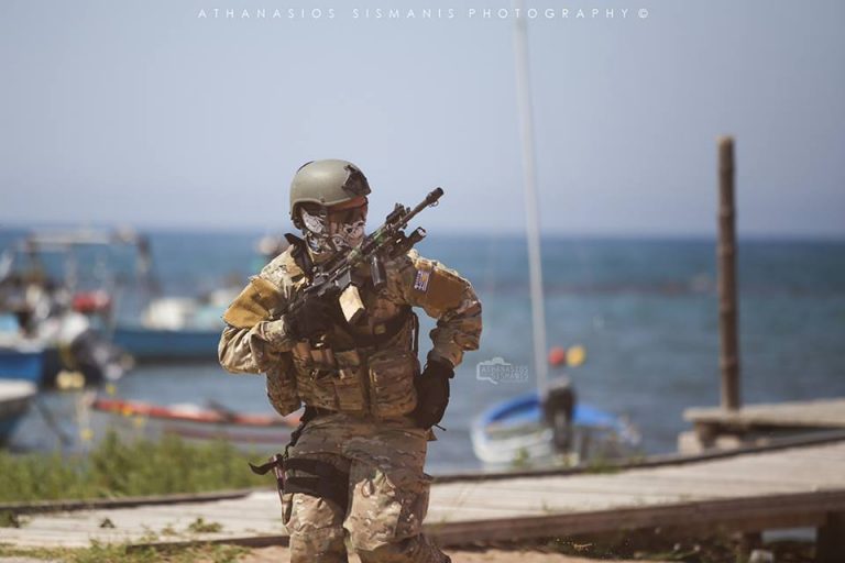 Για τους βατραχάνθρωπους του ΠΝ προορίζονταν ο οπλισμός που εκλάπη – Οι πρώτες εκτιμήσεις