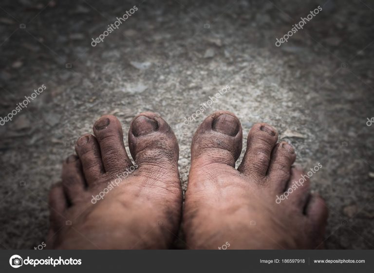 Βαλτε τεκμήριο στα καθαρά πόδια….