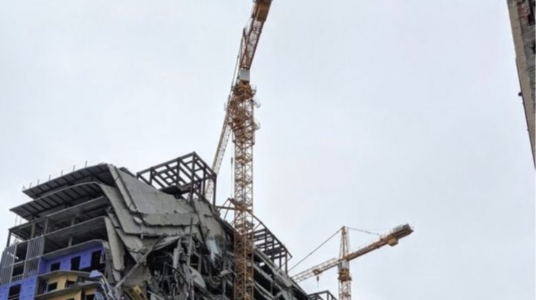 Σοκ στη Νέα Ορλεάνη: Ξενοδοχείο καταρρέει σαν να ήταν τραπουλόχαρτα – Συγκλονιστικό βίντεο