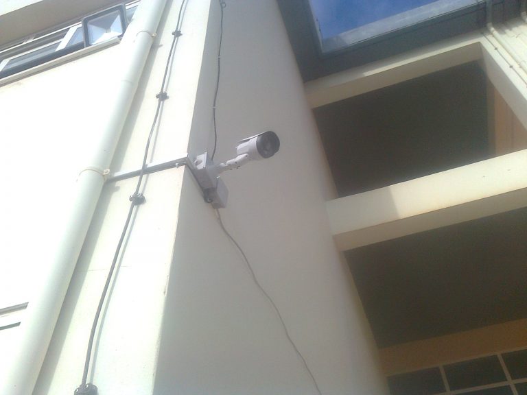 Με Εισαγγελικό πραξικόπημα και αυτοκατάργηση της ανεξάρτητης Αρχής Προσωπικών Δεδομένων: