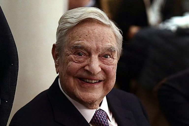 Οχι ρε απατεωνα Σορο δεν ειμαι ακροδεξιος και δεν θα με κανεις εσυ μ@λακα!!..