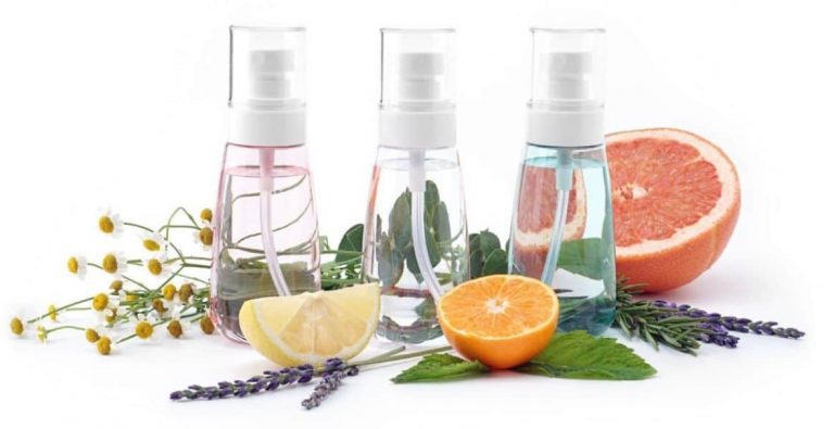 Πώς να φτιάξουμε μόνοι μας τα πιο φυσικά αρωματικά χώρου