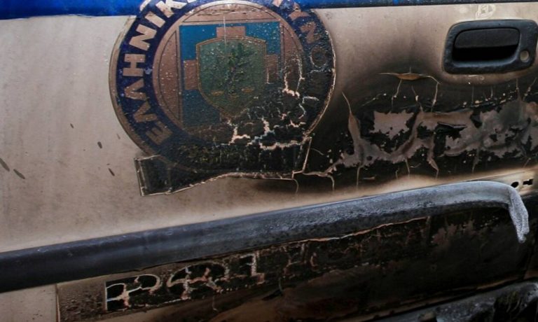 Επίθεση με μολότοφ στο Αστυνομικό Τμήμα Πεντέλης