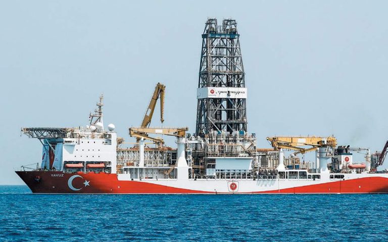 «Περικύκλωση» της Κύπρου από περίπου 20 τουρκικά πλοία