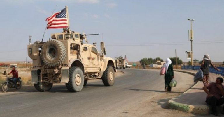 Οι ΗΠΑ ενισχύουν την παρουσία τους στην Αν. Συρία… όπου οι πετρελαιοπηγές