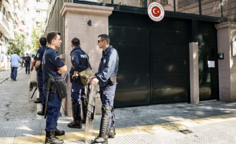 Θεσσαλονίκη: Στον εισαγγελέα 19 άτομα για τις διαμαρτυρίες σε τουρκικό προξενείο και αεροδρόμιο «Μακεδονία»