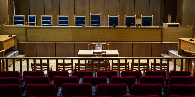 Αλλάζει ο Ποινικός Κώδικας -Φυλάκιση ακόμη και για βλασφημία των Θείων!