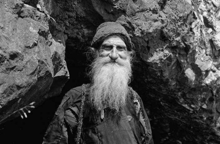 Δεν μπορω θα σκασω αν δεν ρωτησω … Αυτους που πηγατε σε χριστιανικα μοναστηρια τους ρωτησατε αν ειναι χριστιανοι;…