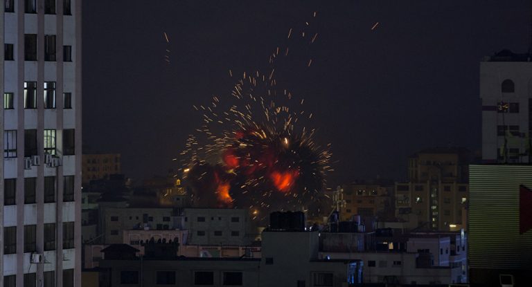 Αύξηση των ισραηλινών θανάτων στη Γάζα καθώς το Τελ Αβίβ σχεδιάζει αποχώρηση από το έδαφος