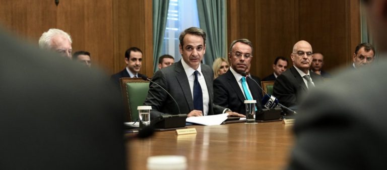 Σκέψεις για εκλογές την άνοιξη στο Μαξίμου – Παράνομη μετανάστευση και Σκοπιανό τρομάζουν την κυβέρνηση