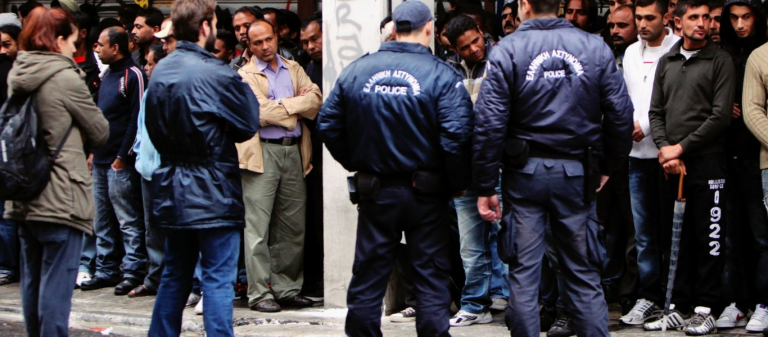 Θεσσαλονίκη: «Πρόσφυγας» αυνανιζόταν μπροστά σε 16χρονη Ελληνίδα σε στάση λεωφορείου!