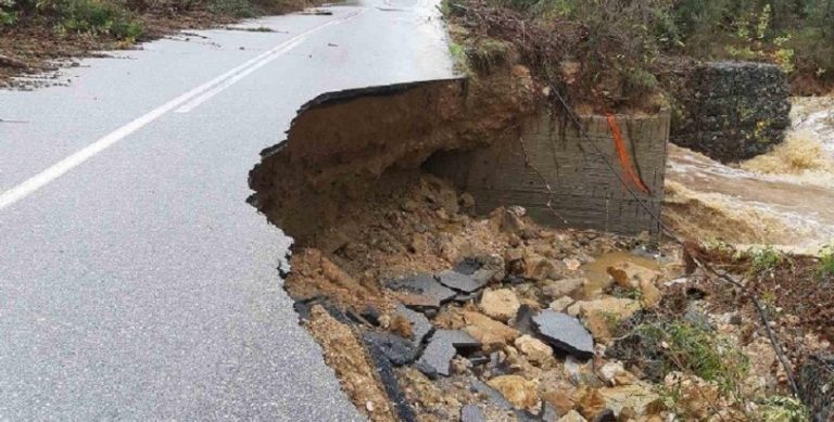 Εικόνες καταστροφής σε Θάσο και Χαλκιδική – Προ των πυλών η νέα κακοκαιρία «Γηρυόνης»