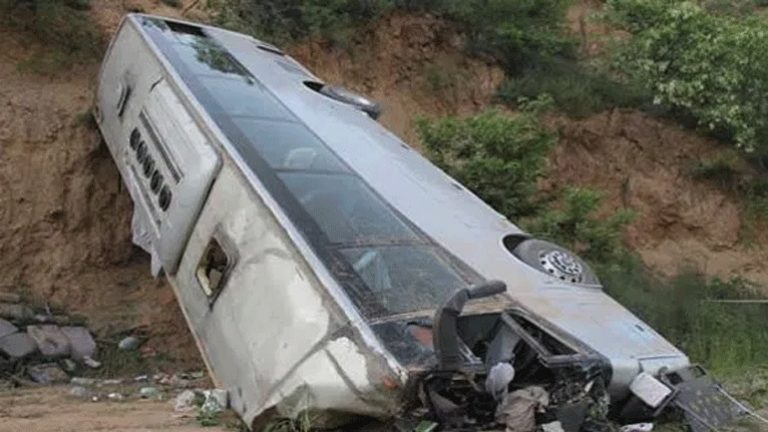 Τυνησία: Τουλάχιστον 24 νεκροί από πτώση λεωφορείου σε χαράδρα