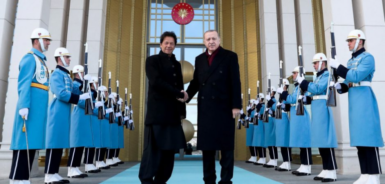 Ο εχθρός εντός των τειχών : Προειδοποίηση-σοκ Πακιστανού αναλυτή: «Σε περίπτωση Ελληνοτουρκικού πολέμου θα βοηθήσουμε την Άγκυρα»!