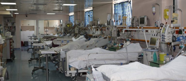 Λαμία: Γυναίκα δίνει μάχη με τον ιό H1N1 στην εντατική – Είναι μητέρα ανήλικου παιδιού