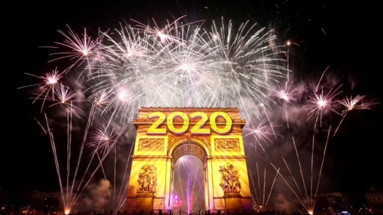 Νεκροί και πολλοί τραυματίες σε Γαλλία και Ιταλία από βεγγαλικά