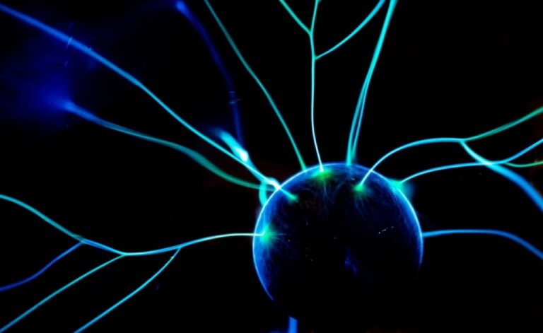 Αποκλειστικό- Δίκτυα 5G: Όταν οι χειρότεροι φόβοι μας επιβεβαιώνονται με ιατρική σφραγίδα