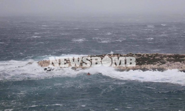 Κακοκαιρία – «Ηφαιστίων»: Αγνοείται κωπηλάτης στην Αρτέμιδα