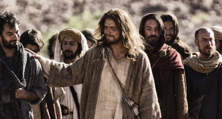 Ο ΧΡΙΣΤΟΣ ΧΑΛΑΕΙ ΤΗΝ ΠΙΑΤΣΑ ΤΩΡΑ ΤΕΛΕΥΤΑΙΑ