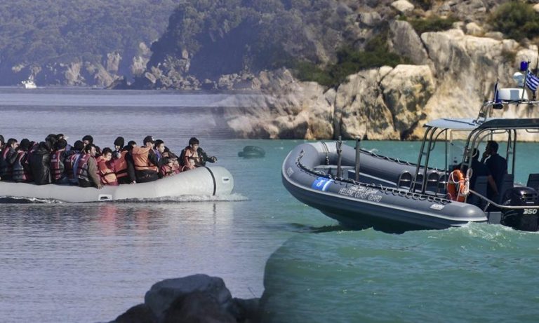 ”Ουρλιάζουν” οι Τούρκοι για τα πλωτά φράγματα: ”Επιθετική κίνηση της Ελλάδας”