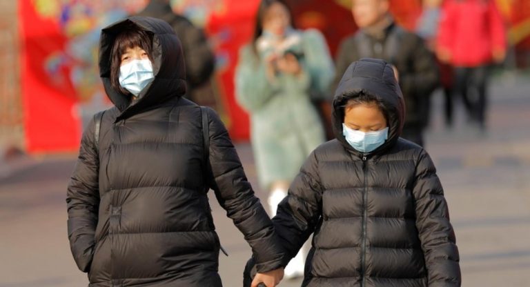 Παγκόσμιος συναγερμός για τον κοροναϊό: Πρώτο κρούσμα στη Βραζιλία – Στους 17 οι νεκροί